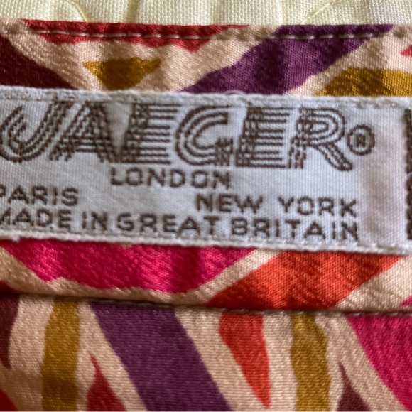 Beautiful designer Jaeger blouse size 8 - Picture 2 of 7